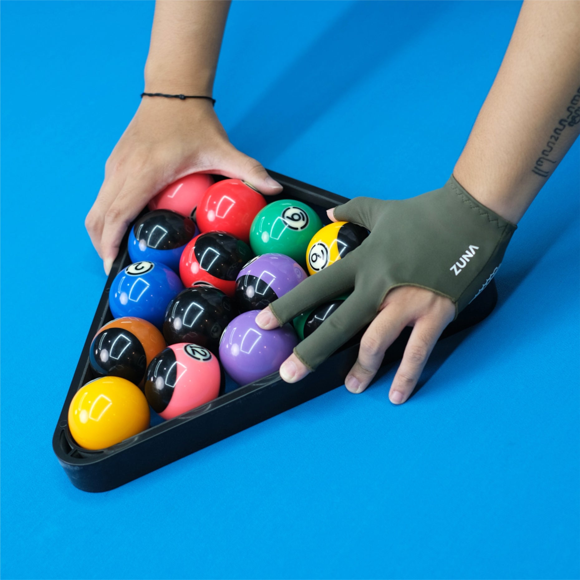 Cue Half Finger Billiard Gloves